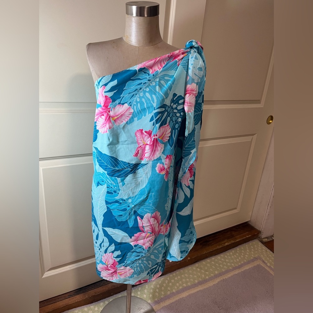 Flowers wrap around Ruana